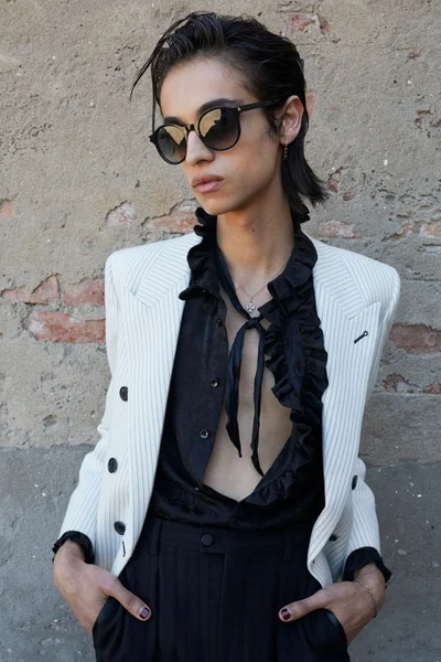 Look 7